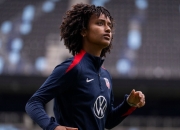 消息来源：USWNT的Lily Yohannes即将从阿贾克斯转会到里昂